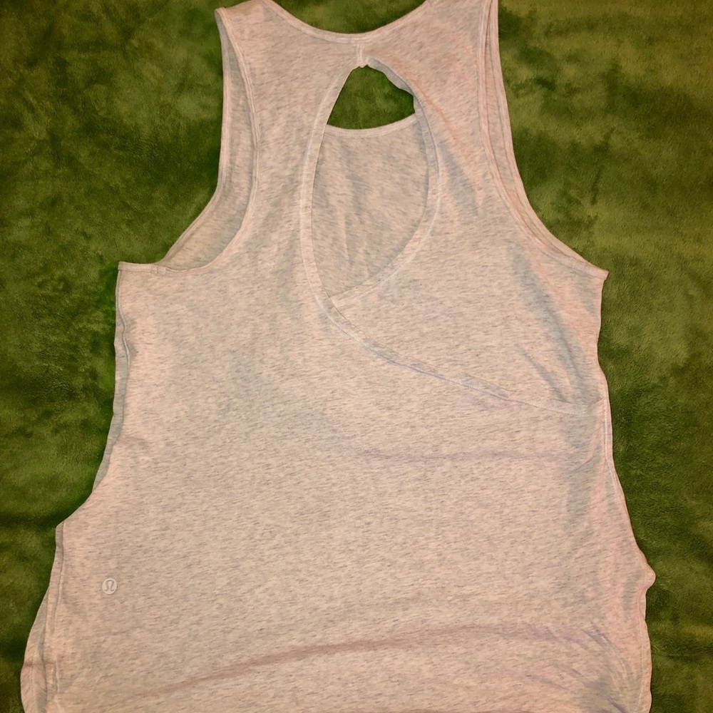 Lt Gray Lululemon workout tank top Size 6
